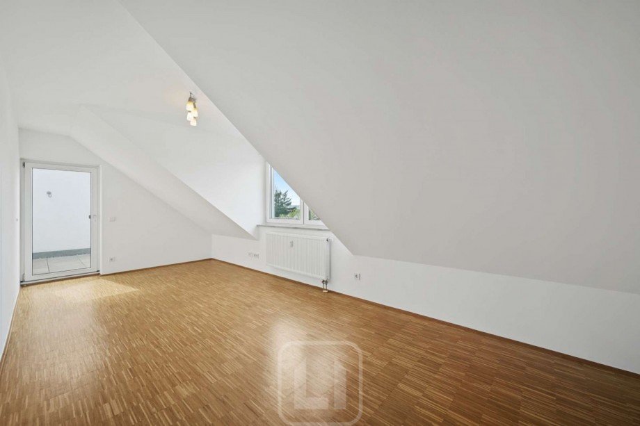 Schlafzimmer 2 mit Zugang... Dachgeschosswohnung Stuttgart