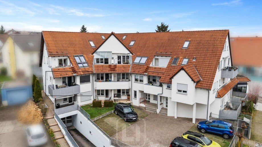 Frontansicht Etagenwohnung Nufringen