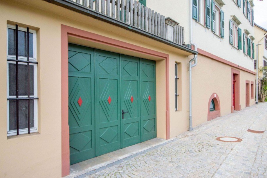 Gro�e Garage mit... Etagenwohnung Calw