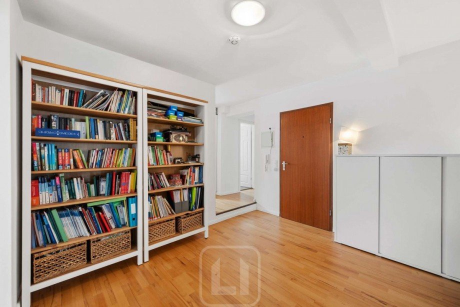 Gro�z�gige Diele Dachgeschosswohnung Esslingen am Neckar