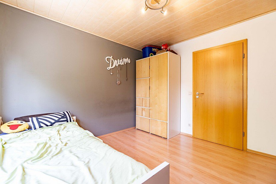 ...mit Platz f�r einen Schreibtisch oder kleiner Couch... Maisonettewohnung Magstadt