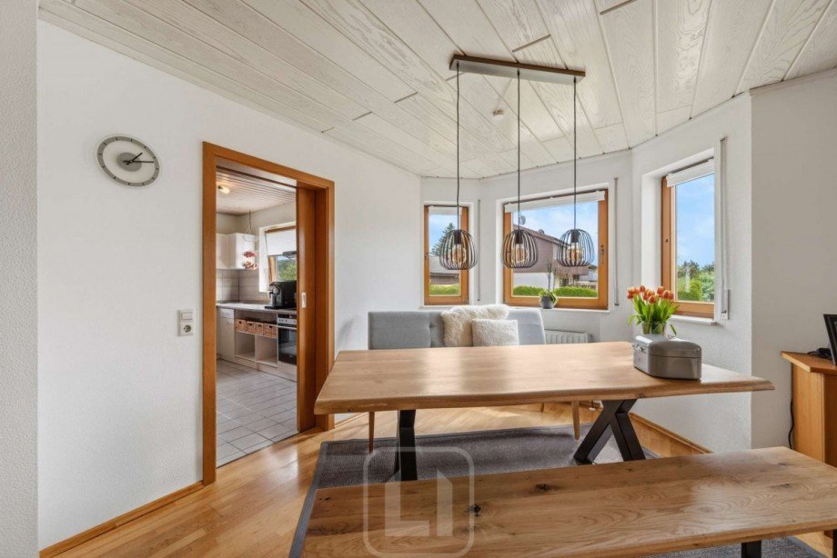 K�che | Esszimmer Doppelhaush�lfte Althengstett