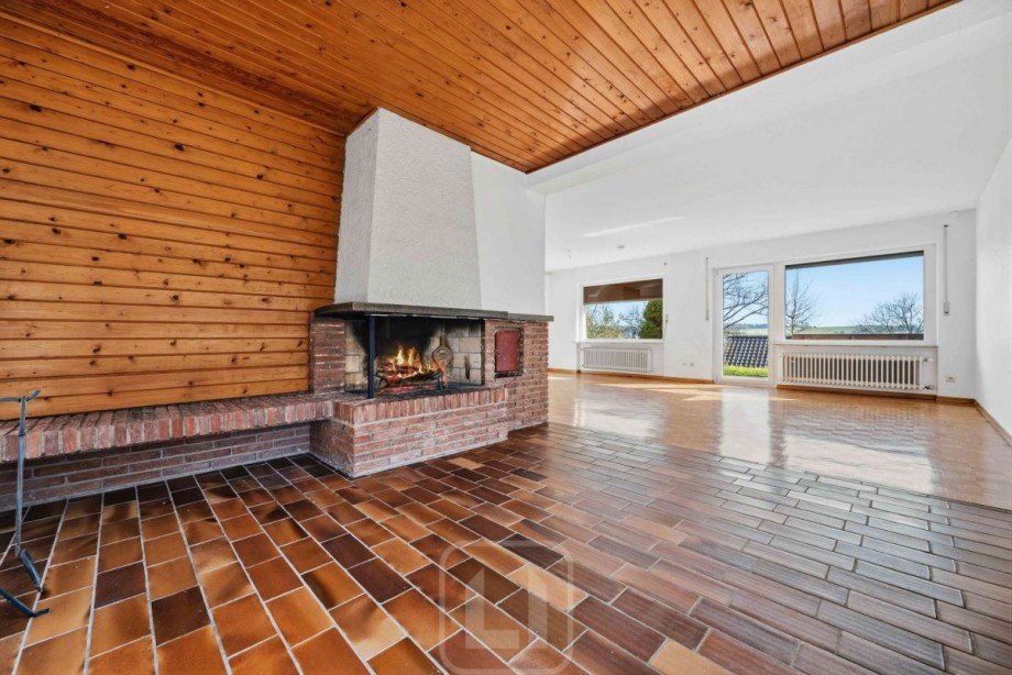 Wohnkomfort durch Kamin Zweifamilienhaus Altensteig