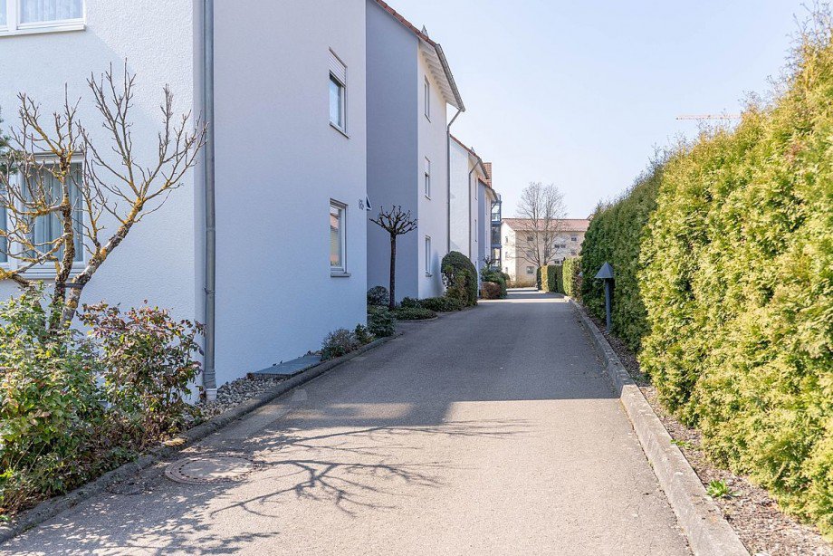 Fu�weg zum Haus Maisonettewohnung Calw-Heumaden