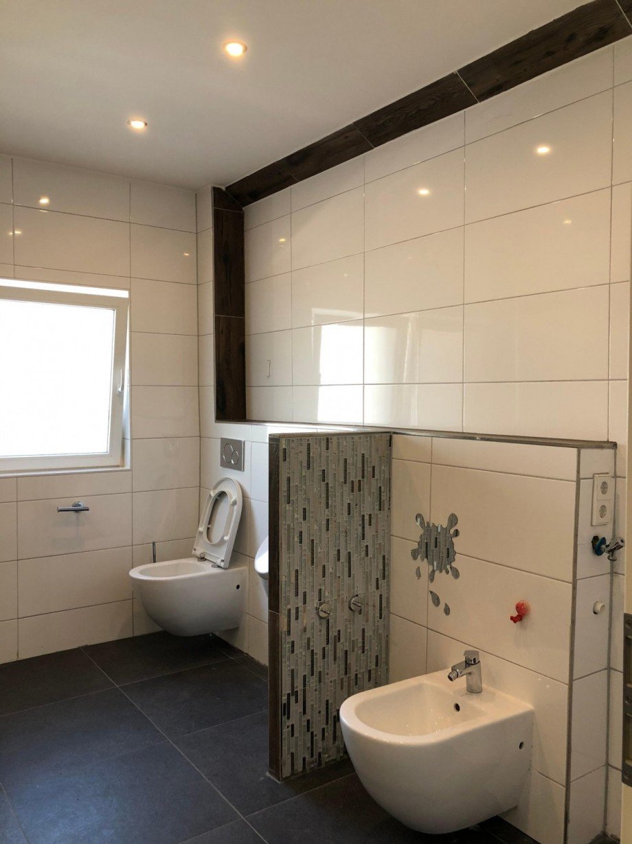 Bad EG Mehrfamilienhaus Neuhausen