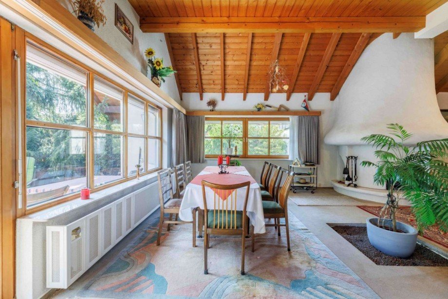 Esszimmer | Kaminofen Einfamilienhaus Tiefenbronn