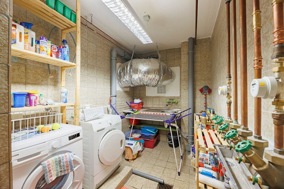 Keller Waschk�che Mehrfamilienhaus Wildberg-Sch�nbronn